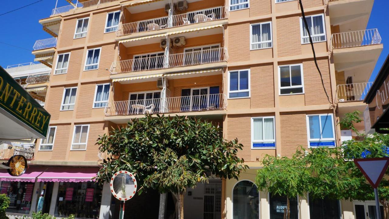 Apartamentos Astoria B - Бенидорм Экстерьер фото